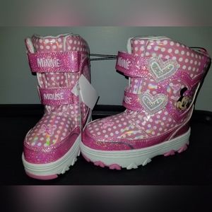 Toddler size 11 Minnie Mouse winter boots, NEW